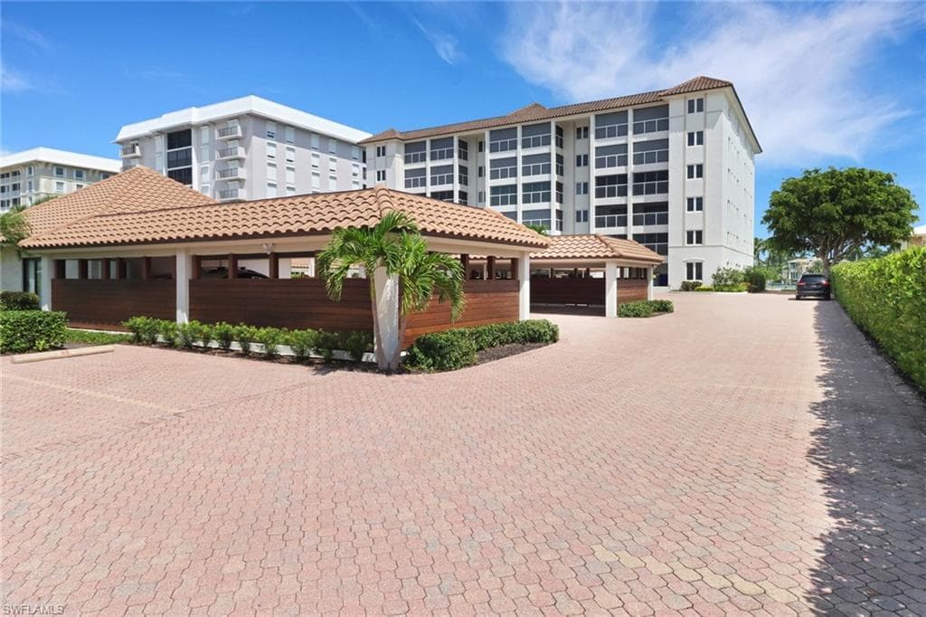 2600 Gulf Shore Blvd N 13, Naples, FL 34103-4