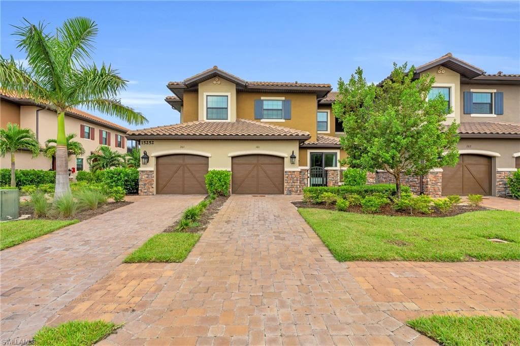 15252 Zeno Way 101, Naples, FL 34114-11