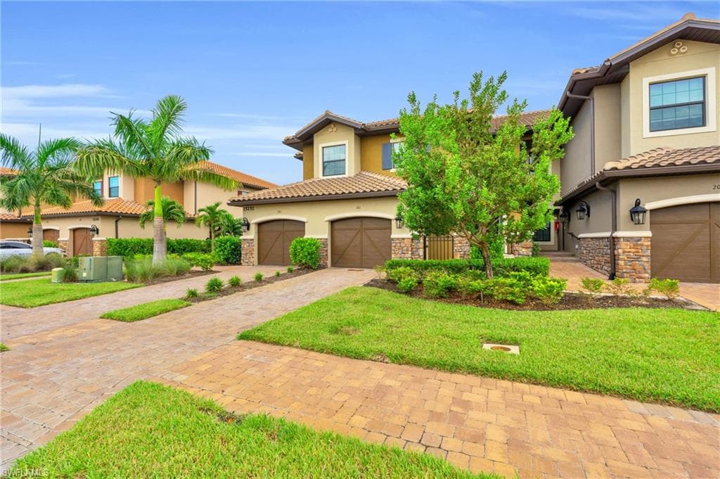 15252 Zeno Way 101, Naples, FL 34114-12