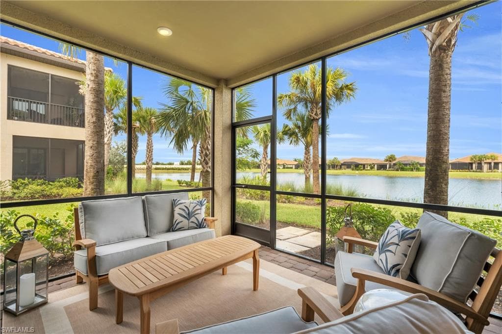 15252 Zeno Way 101, Naples, FL 34114-1