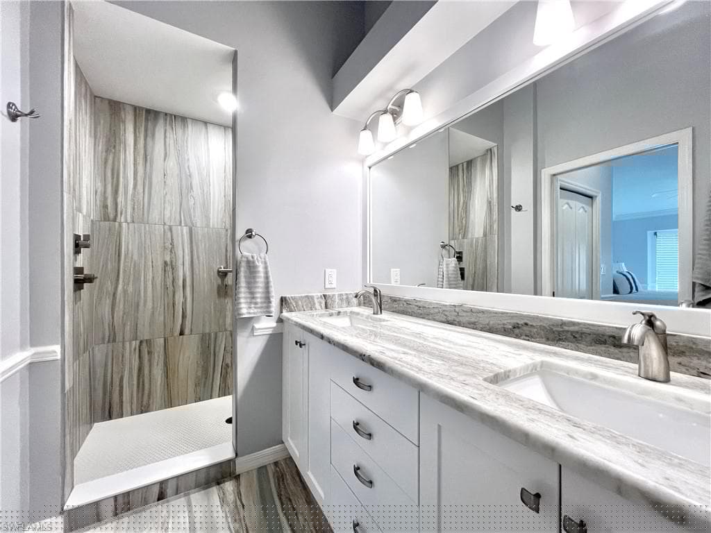 8400 Naples Heritage Dr 1525, Naples, FL 34112-24