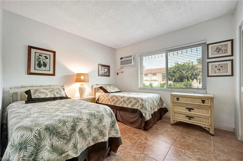 87 Collier Blvd K-3, Marco Island, FL 34145-18