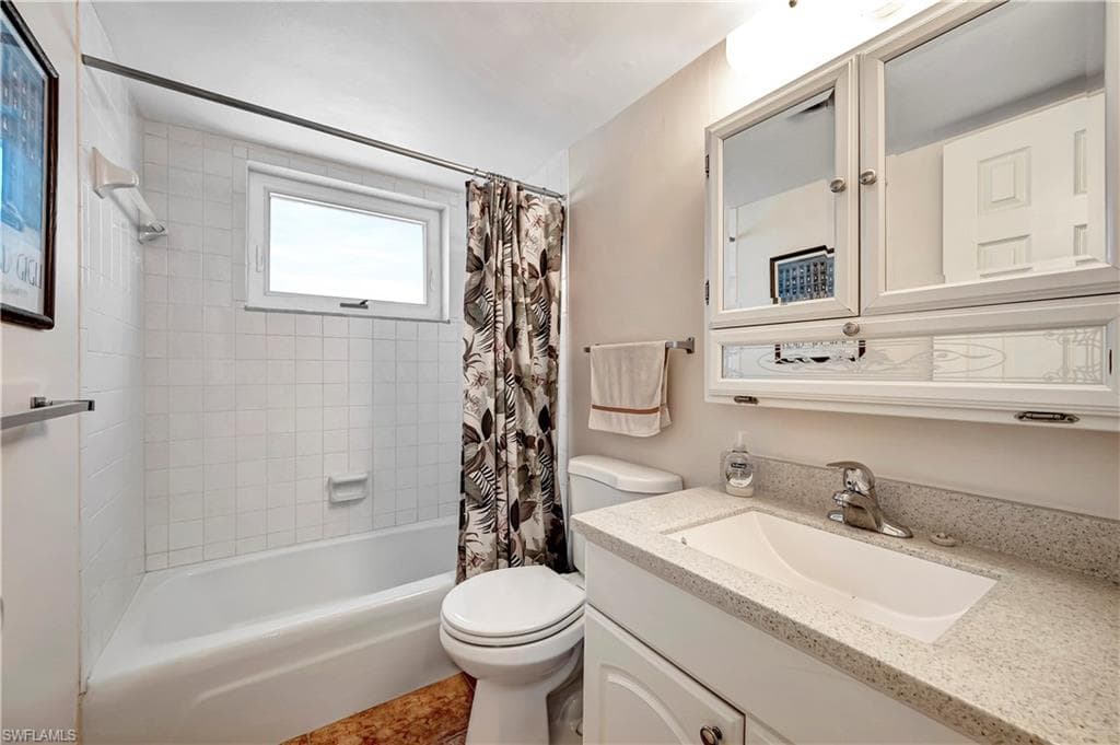 87 Collier Blvd K-3, Marco Island, FL 34145-19