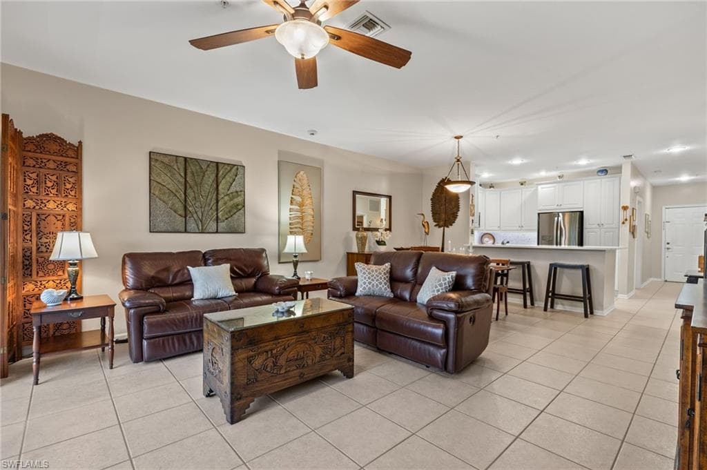 3461 Pointe Creek Ct 204, Bonita Springs, FL 34134-8