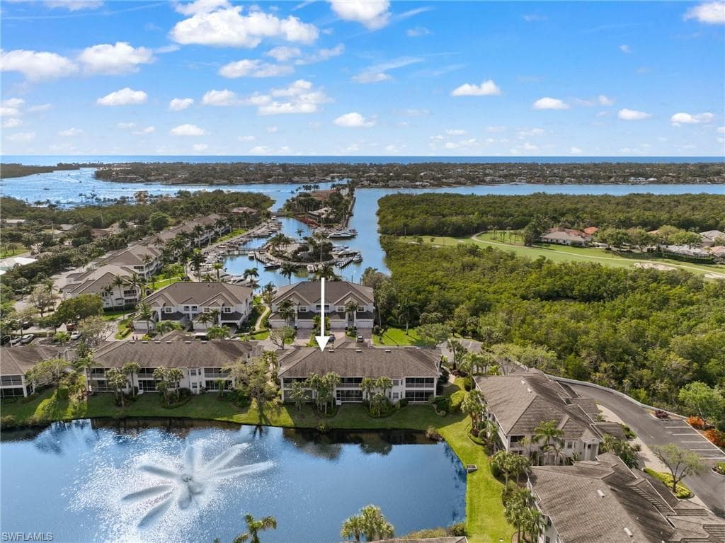 5060 Yacht Harbor Cir 102, Naples, FL 34112-3
