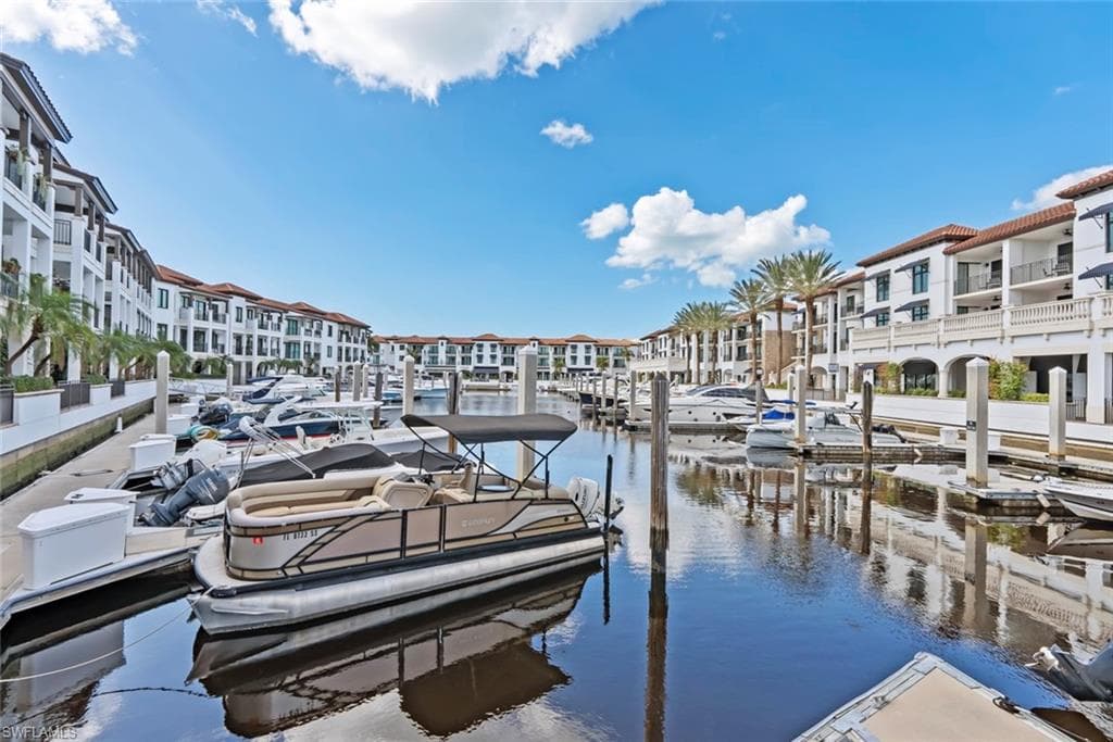 1035 Sandpiper St F101, Naples, FL 34102-17