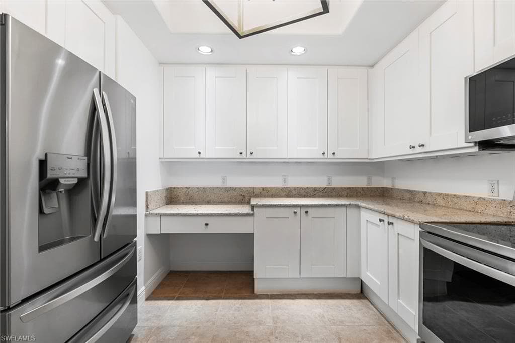 1035 Sandpiper St F101, Naples, FL 34102-35