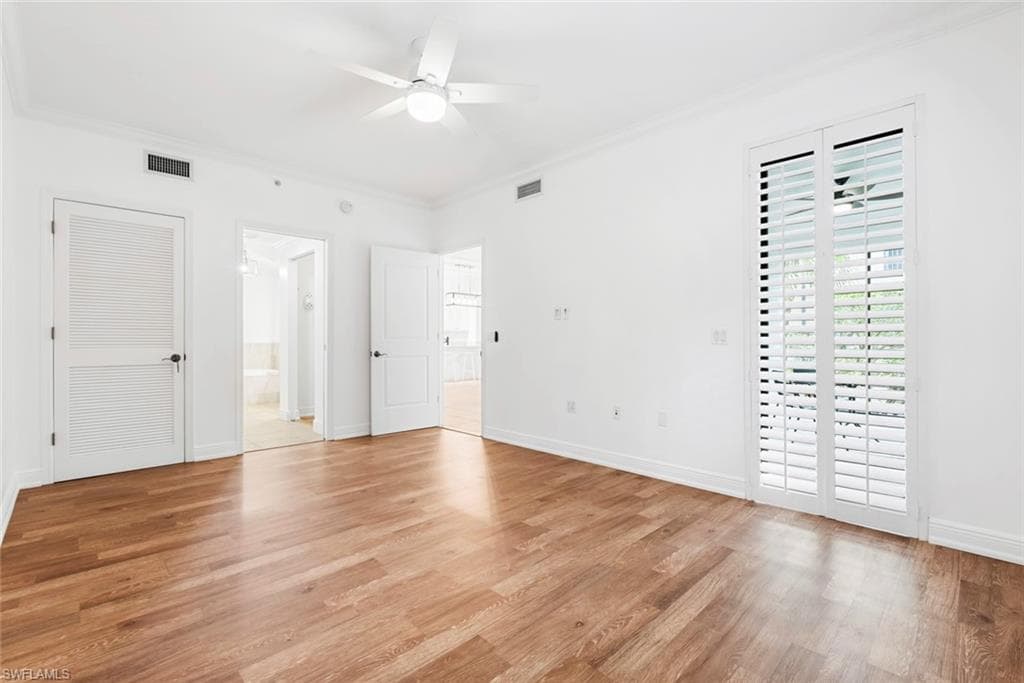 1035 Sandpiper St F101, Naples, FL 34102-40