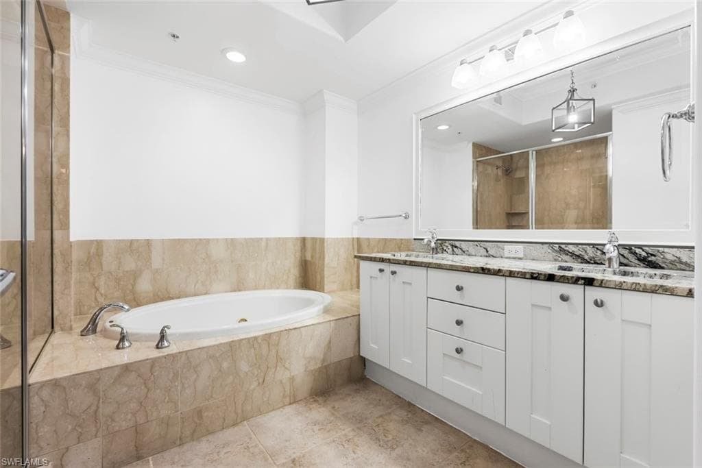 1035 Sandpiper St F101, Naples, FL 34102-41