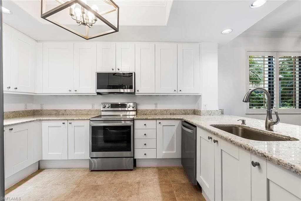 1035 Sandpiper St F101, Naples, FL 34102-4