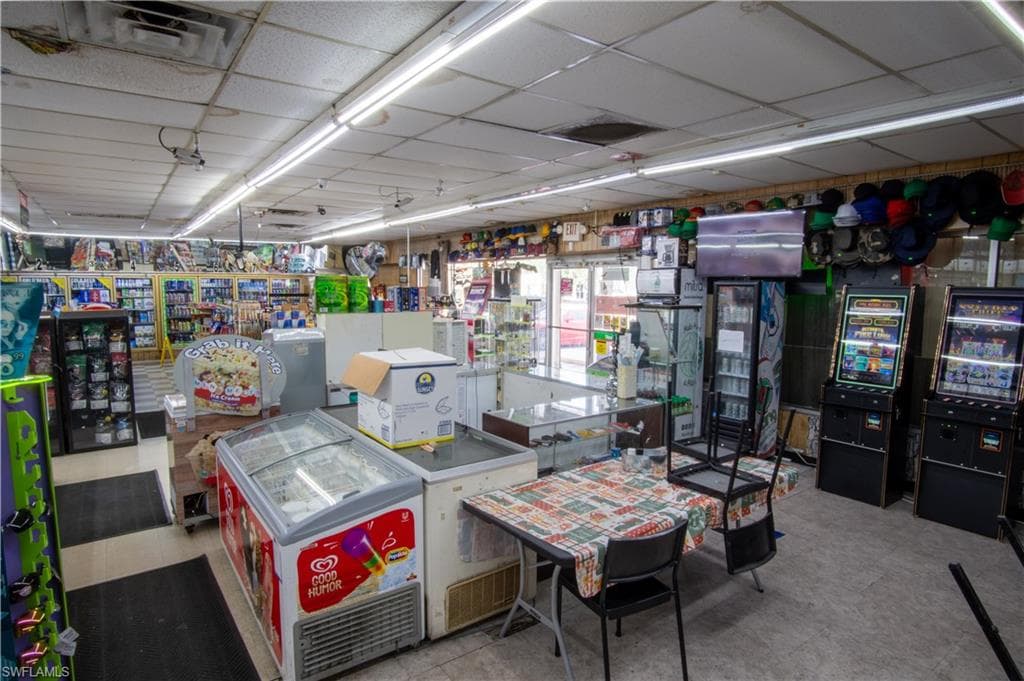 2154 Broadway, Fort Myers, FL 33901-8