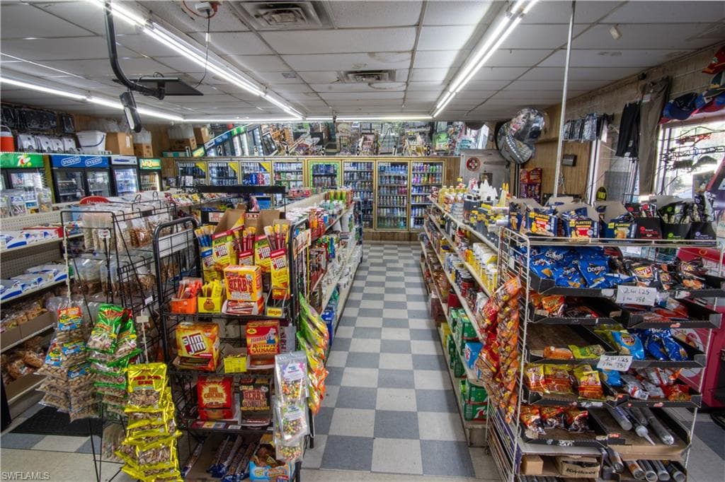 2154 Broadway, Fort Myers, FL 33901-18