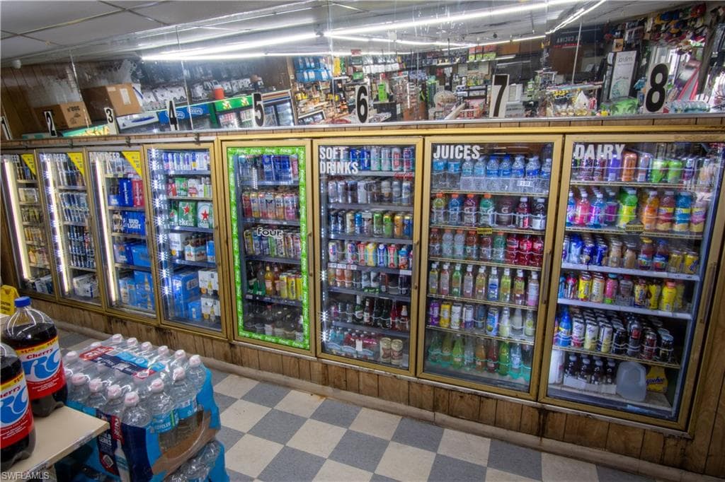 2154 Broadway, Fort Myers, FL 33901-19