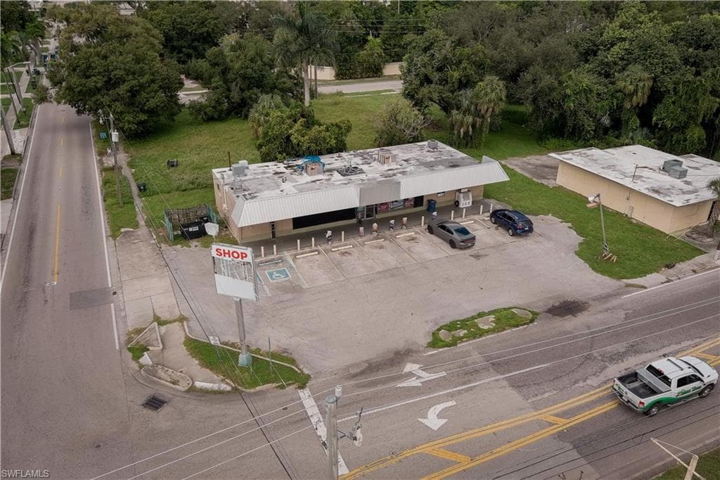 2154 Broadway, Fort Myers, FL 33901-3