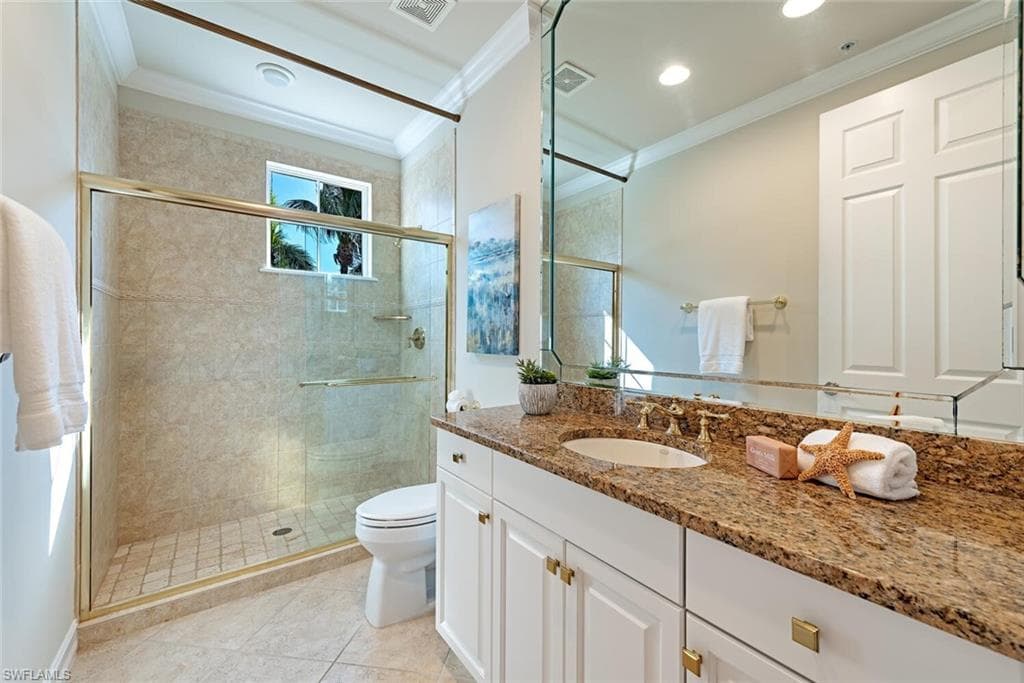 2859 Tiburon Blvd E 103, Naples, FL 34109-16