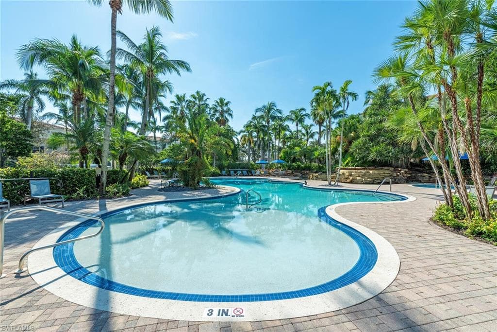 2859 Tiburon Blvd E 103, Naples, FL 34109-20