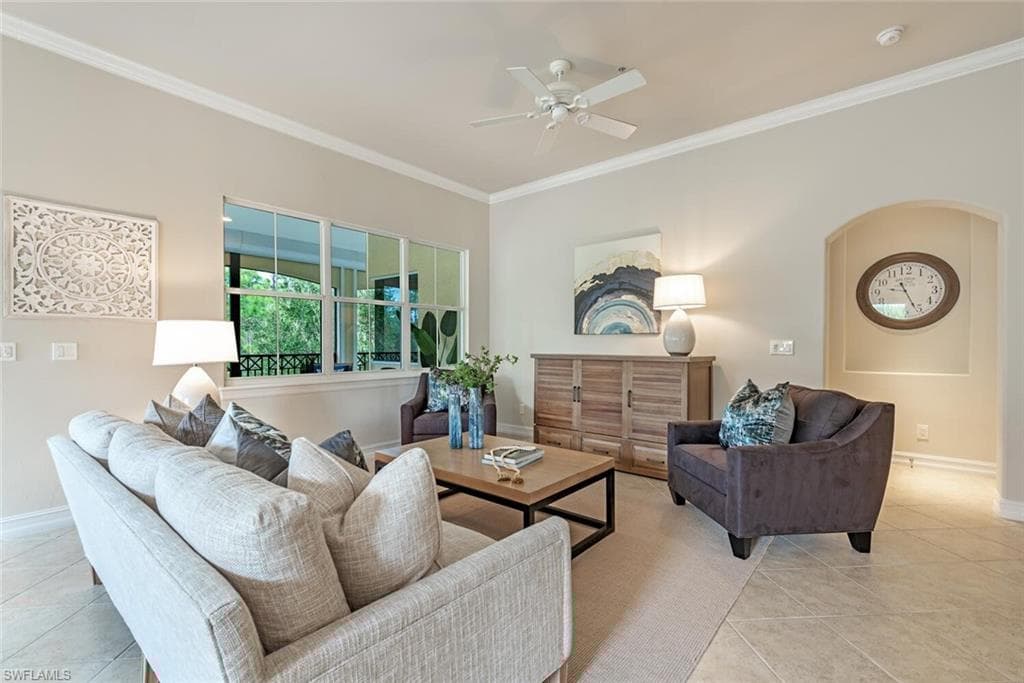 2859 Tiburon Blvd E 103, Naples, FL 34109-7