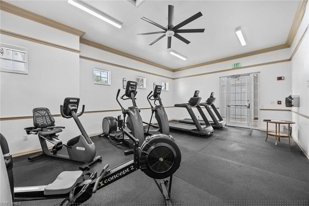 400 Flagship Dr 305, Naples, FL 34108-35