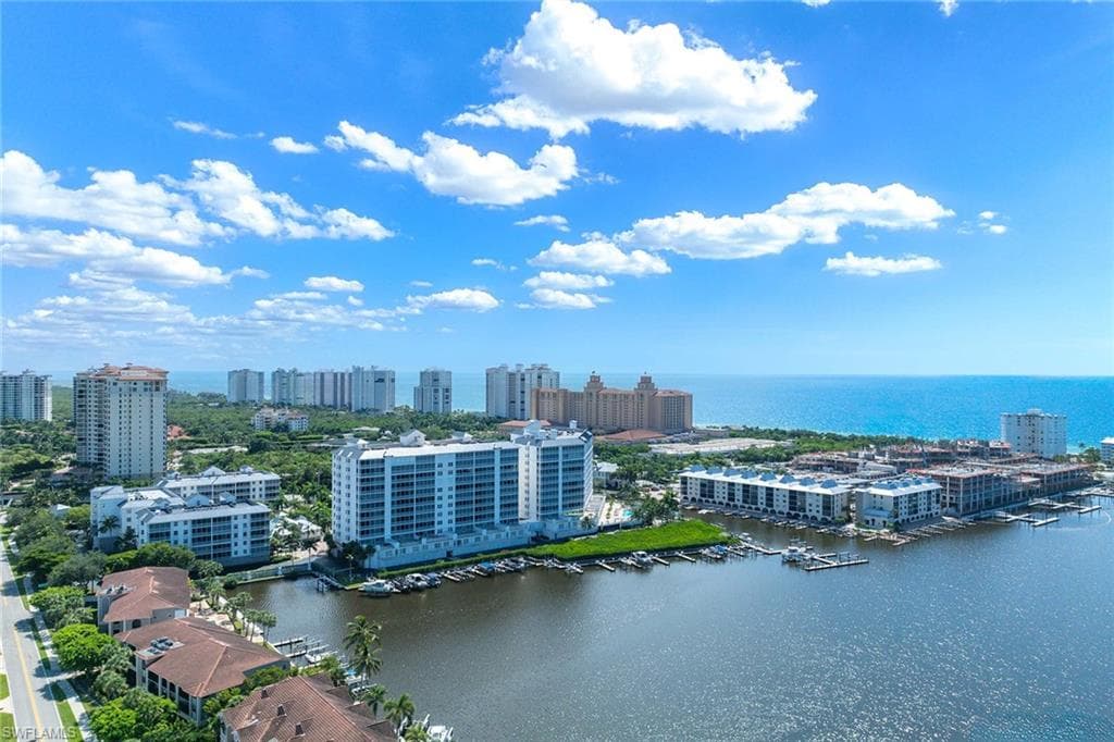 400 Flagship Dr 305, Naples, FL 34108-42