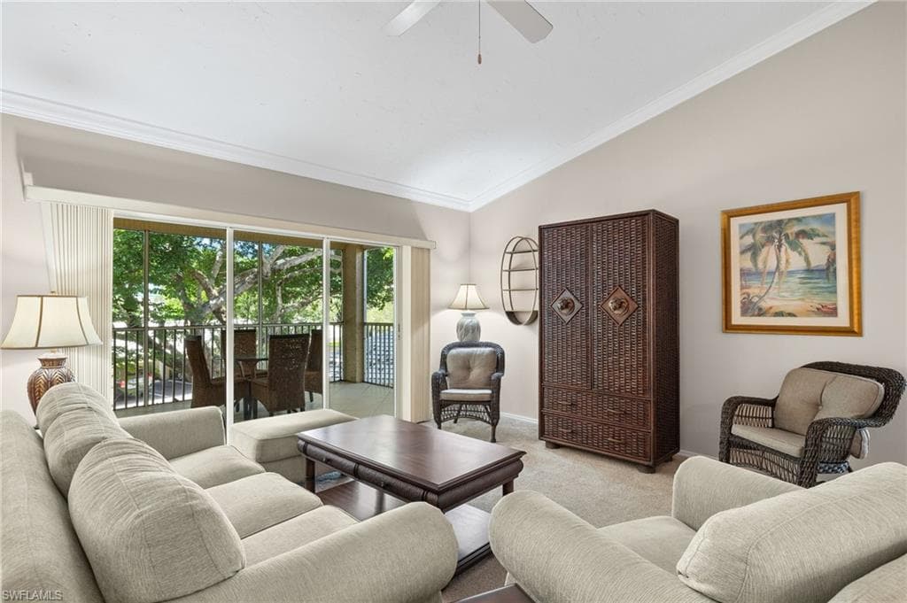 5817 Glencove Dr 405, Naples, FL 34108-1