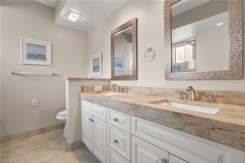 5817 Glencove Dr 405, Naples, FL 34108-8