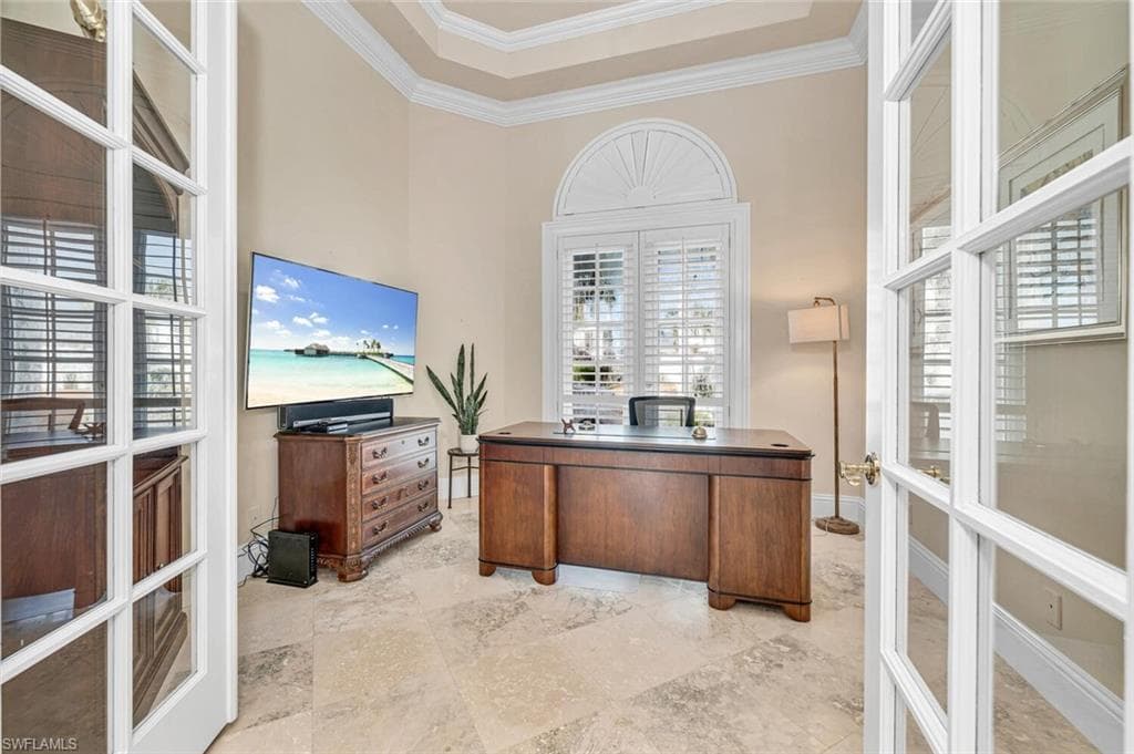255 Mermaids Bight, Naples, FL 34103-18