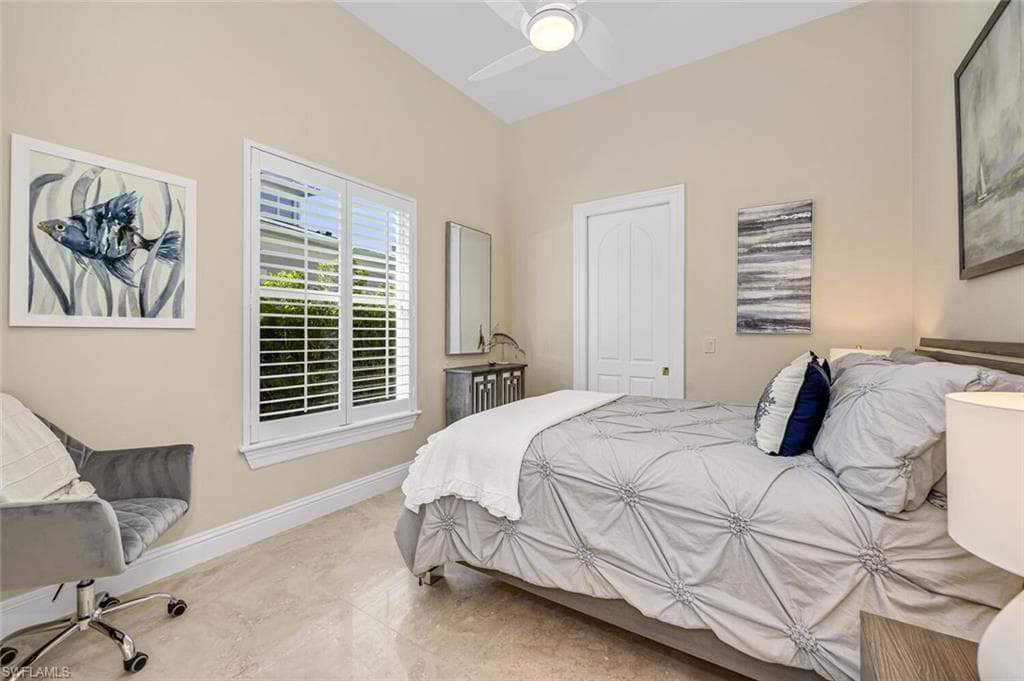 255 Mermaids Bight, Naples, FL 34103-21