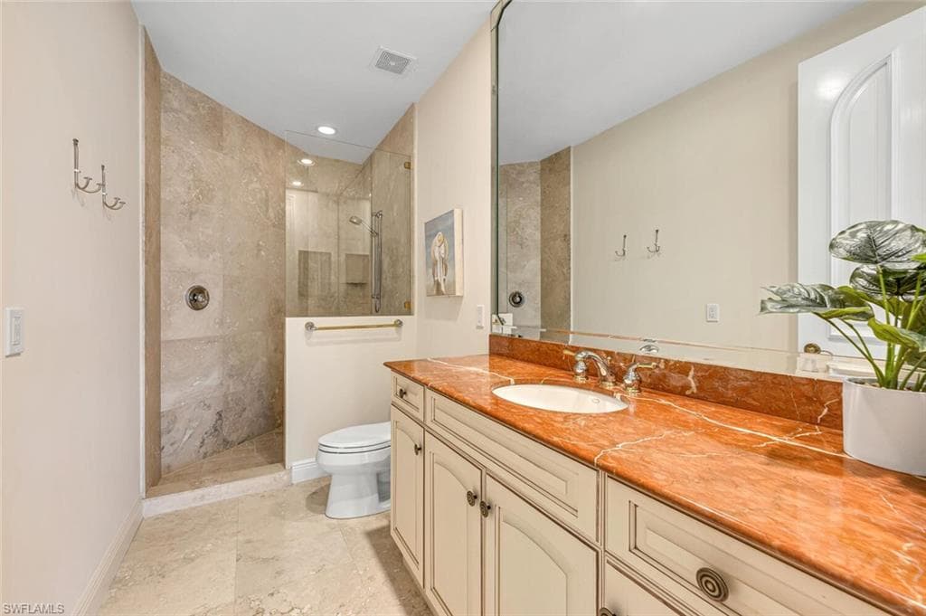 255 Mermaids Bight, Naples, FL 34103-22
