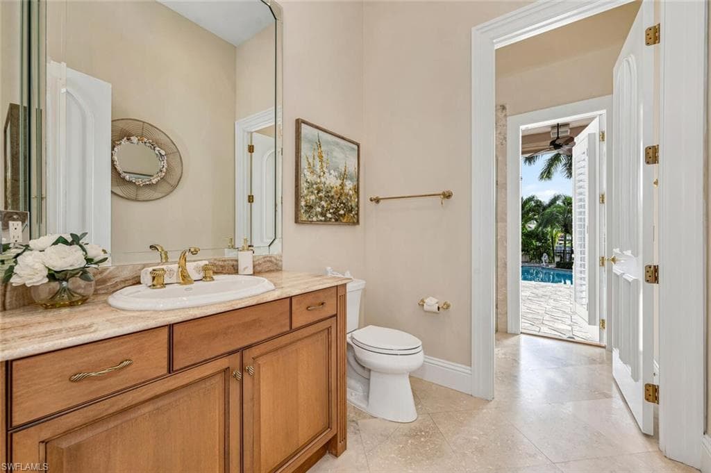 255 Mermaids Bight, Naples, FL 34103-24