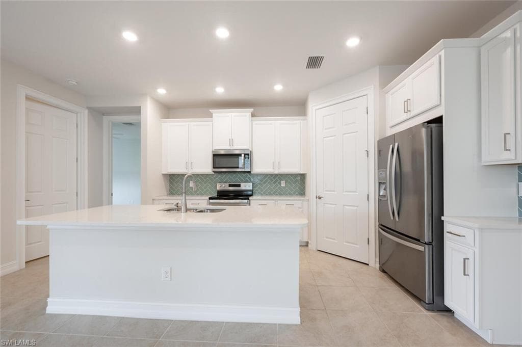 16533 Seagate Pl, Bonita Springs, FL 34135-10