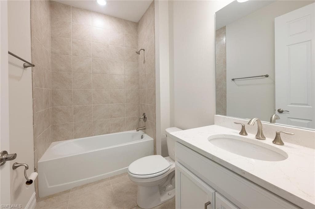16533 Seagate Pl, Bonita Springs, FL 34135-22