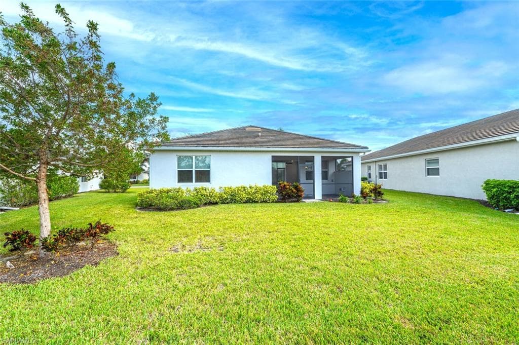 16533 Seagate Pl, Bonita Springs, FL 34135-32