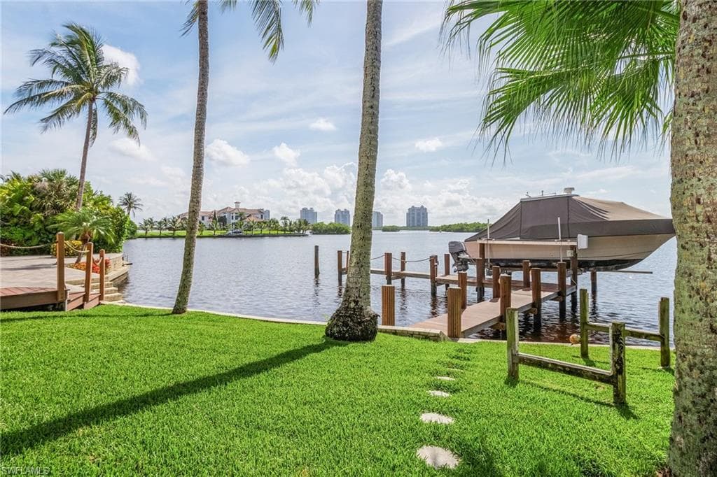 26876 Mclaughlin Blvd, Bonita Springs, FL 34134-4