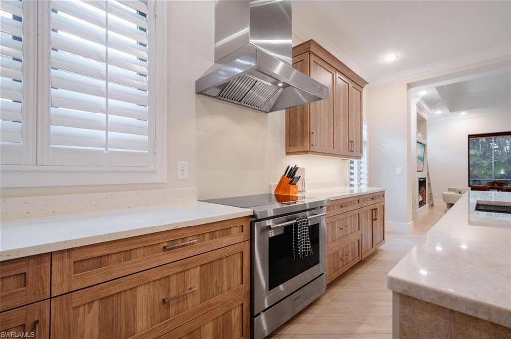 523 97th Ave N, Naples, FL 34108-19