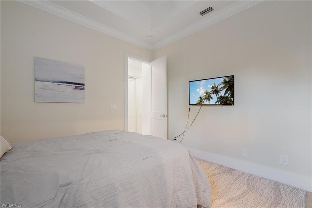 523 97th Ave N, Naples, FL 34108-40