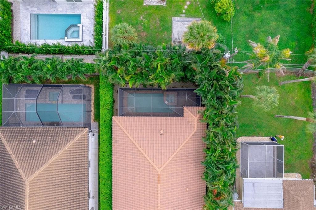 523 97th Ave N, Naples, FL 34108-47