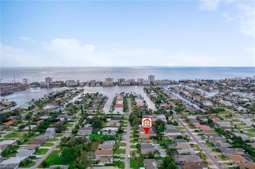 523 97th Ave N, Naples, FL 34108-49