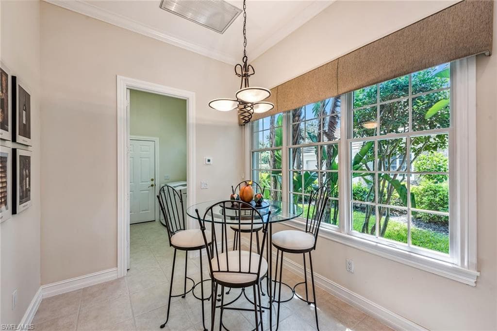 8499 Mallards Way, Naples, FL 34114-10