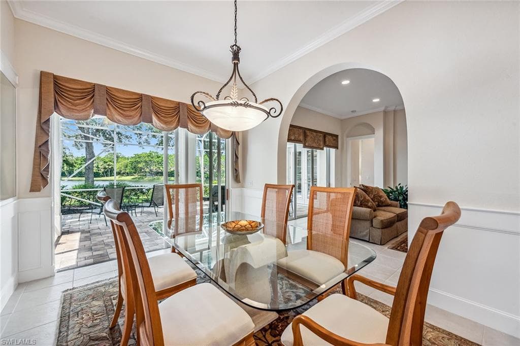 8499 Mallards Way, Naples, FL 34114-11
