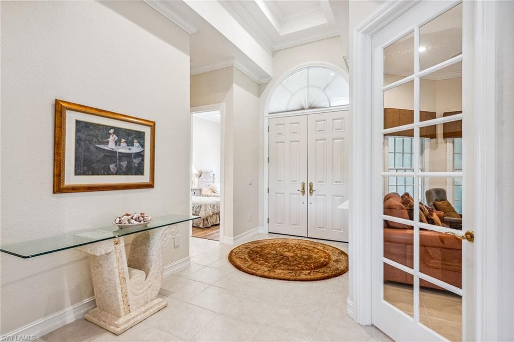 8499 Mallards Way, Naples, FL 34114-2