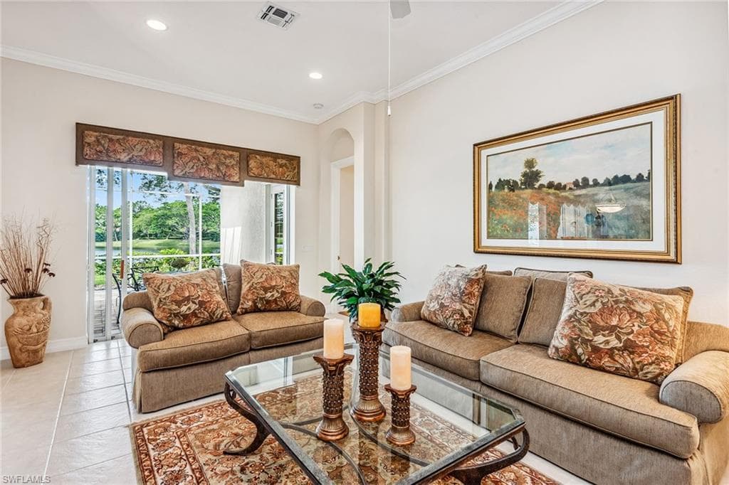8499 Mallards Way, Naples, FL 34114-3