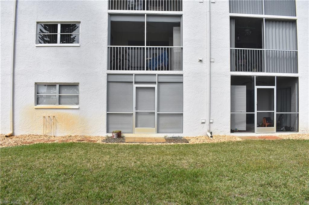 5683 Rattlesnake Hammock Rd 102a, Naples, FL 34113-25