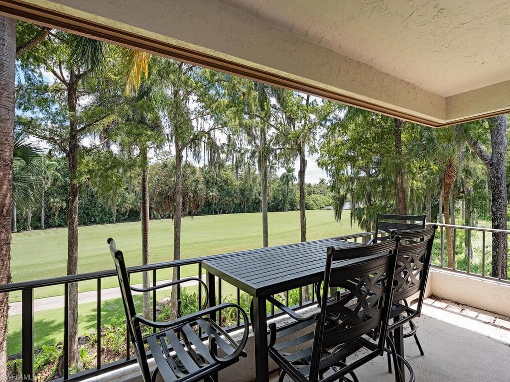 100 Wilderness Way B-348, Naples, FL 34105-4