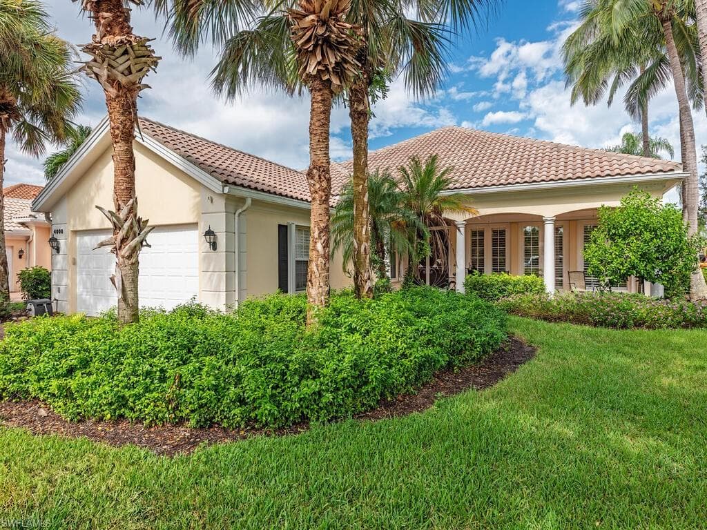 4008 Upolo Ln, Naples, FL 34119-1
