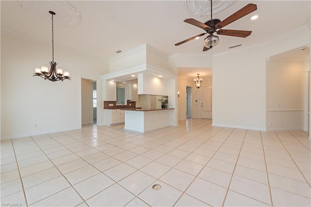 4008 Upolo Ln, Naples, FL 34119-4