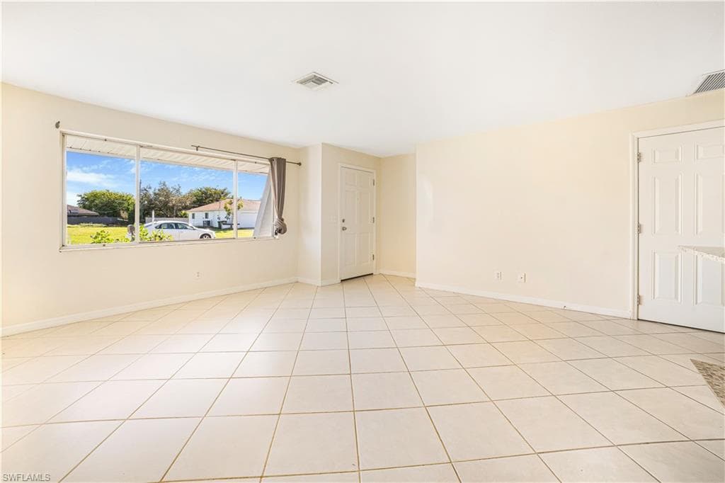 1224 21st Pl, Cape Coral, FL 33990-15