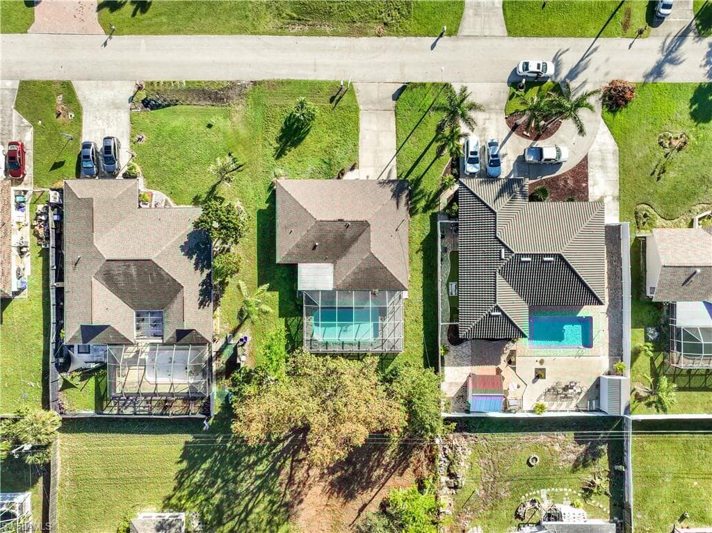 1224 21st Pl, Cape Coral, FL 33990-30
