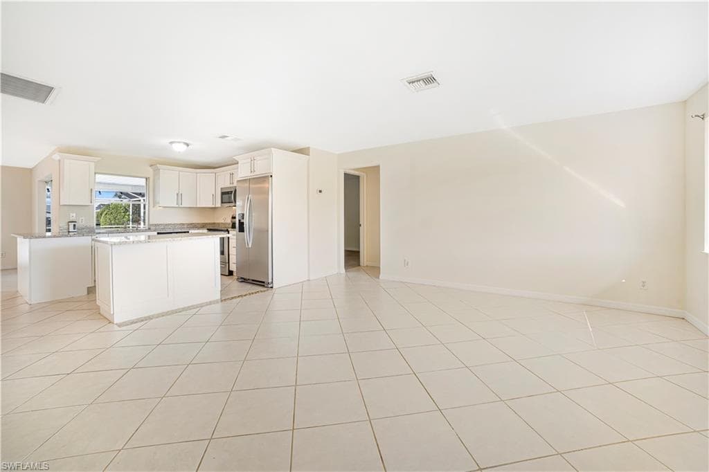 1224 21st Pl, Cape Coral, FL 33990-4