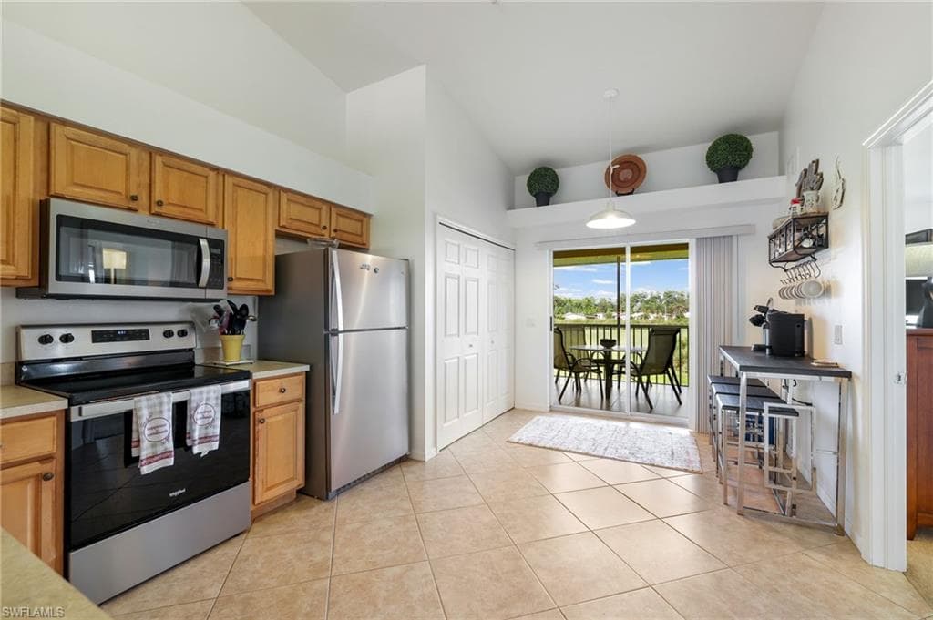 26680 Bonita Fairways Blvd 202, Bonita Springs, FL 34135-6