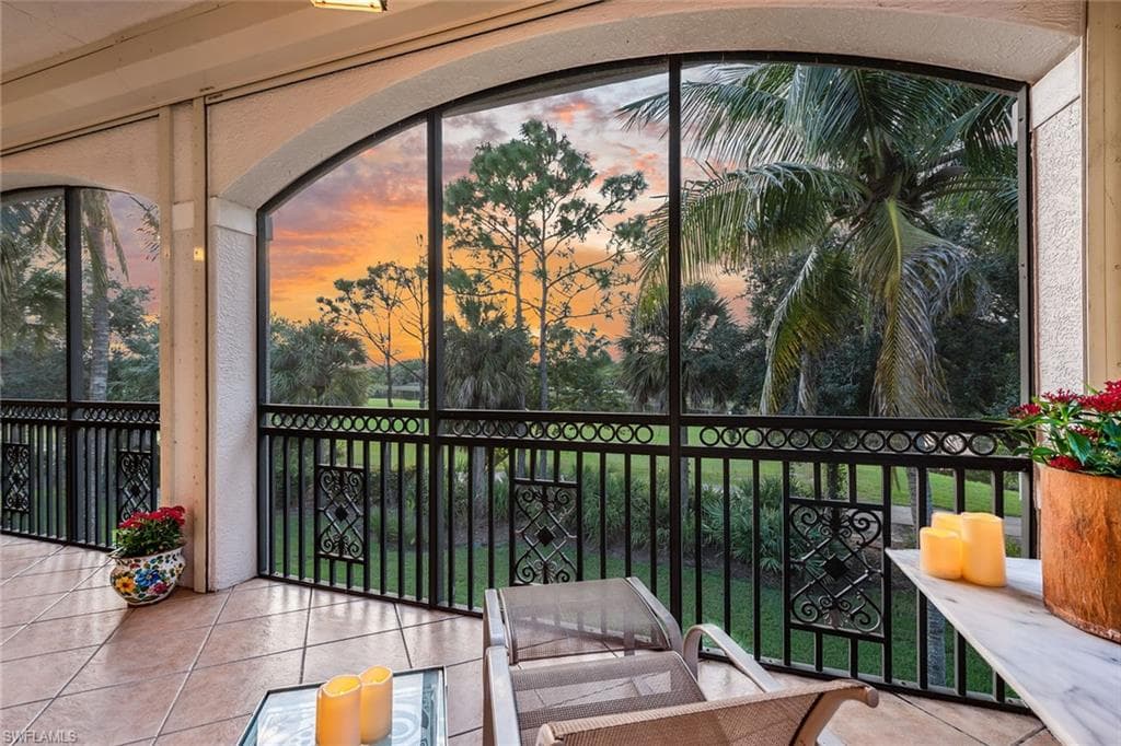 9106 Cascada Way 202, Naples, FL 34114-32